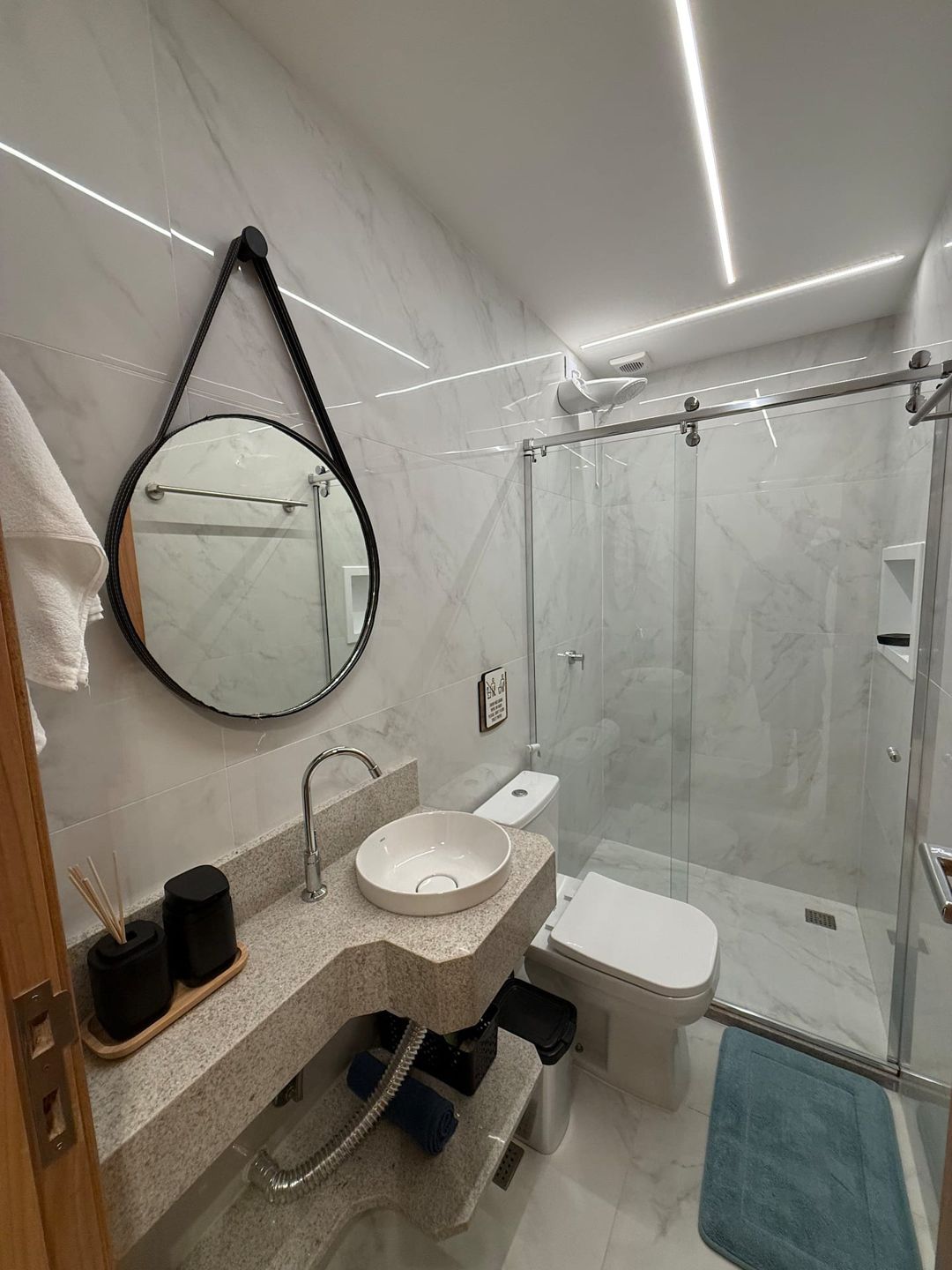 Casa Ponta da Ilha — Banheiro completo 2