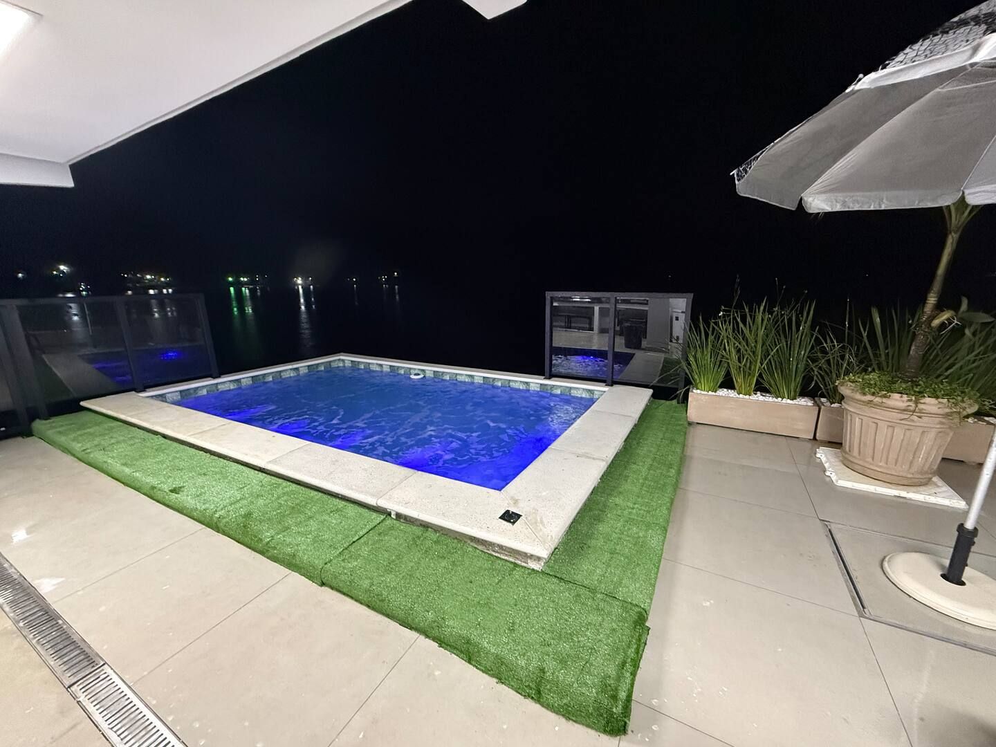 Casa Ponta da Ilha — Piscina